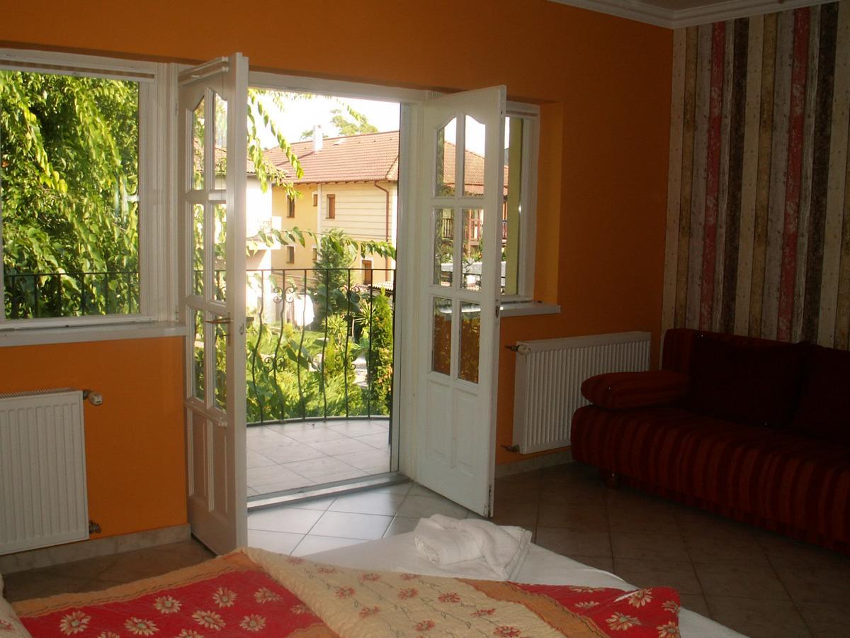 Villa Margarita Шіофок Номер фото